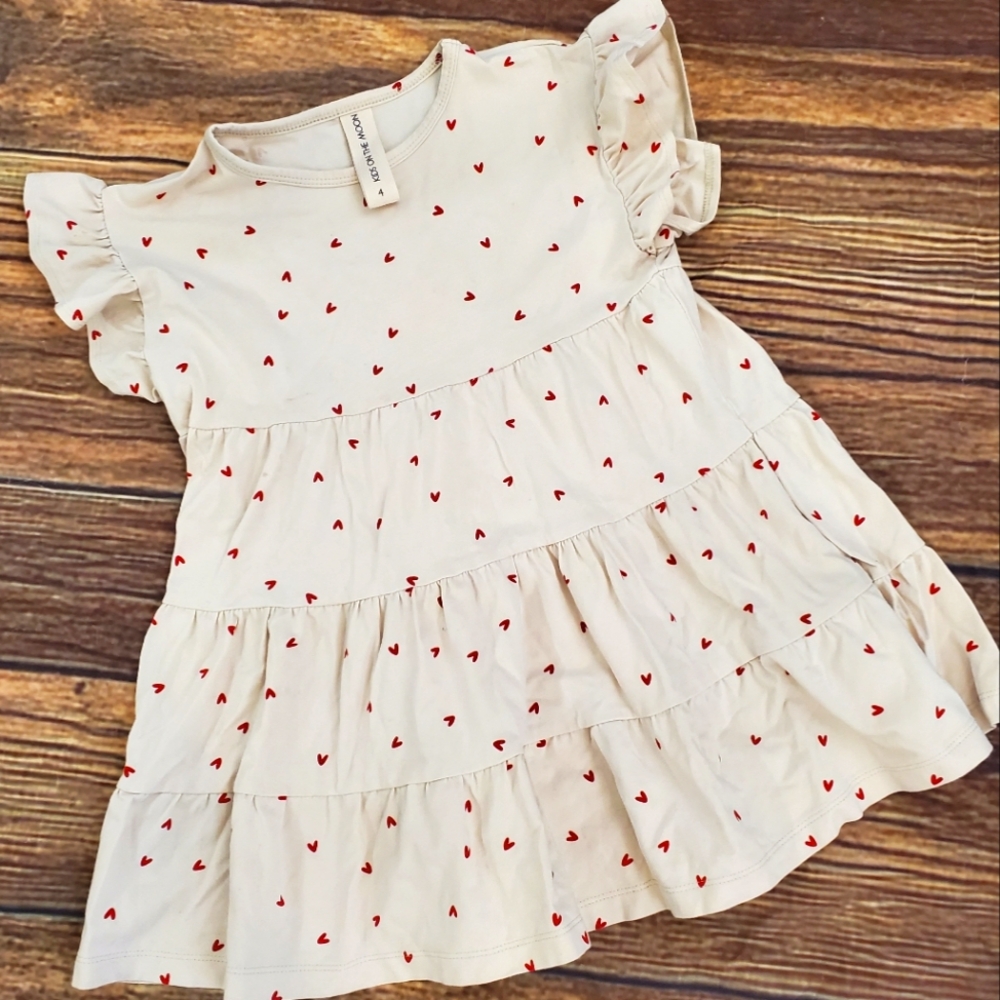 Kids on the Moon hearts ecru dress sz 4